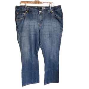 Levis bootcut jeans